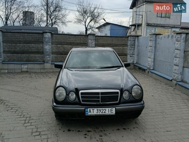Чорний Мерседес Е-Клас, об'ємом двигуна 2 л та пробігом 420 тис. км за 3500 $, фото 1 на Automoto.ua