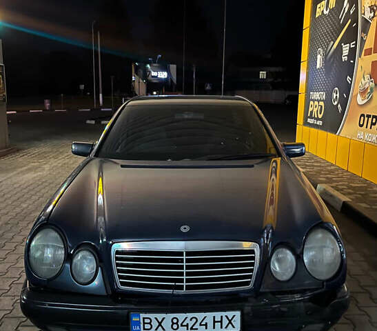 Чорний Мерседес Е-Клас, об'ємом двигуна 2.4 л та пробігом 361 тис. км за 2699 $, фото 1 на Automoto.ua