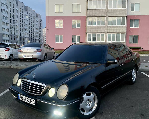 Чорний Мерседес Е-Клас, об'ємом двигуна 3.22 л та пробігом 395 тис. км за 4450 $, фото 1 на Automoto.ua