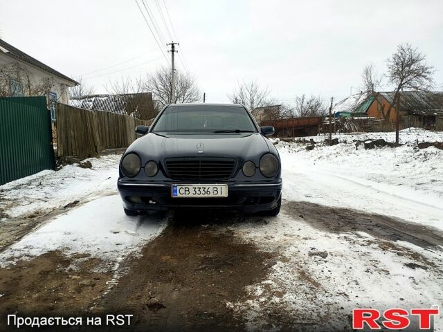 Чорний Мерседес Е-Клас, об'ємом двигуна 2 л та пробігом 490 тис. км за 5000 $, фото 1 на Automoto.ua
