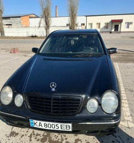 Черный Мерседес Е-Класс, объемом двигателя 2.69 л и пробегом 417 тыс. км за 4300 $, фото 1 на Automoto.ua