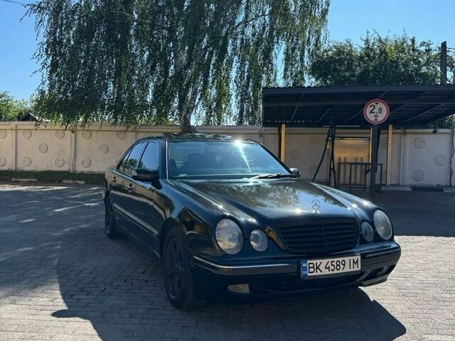 Чорний Мерседес Е-Клас, об'ємом двигуна 2.69 л та пробігом 343 тис. км за 4750 $, фото 1 на Automoto.ua
