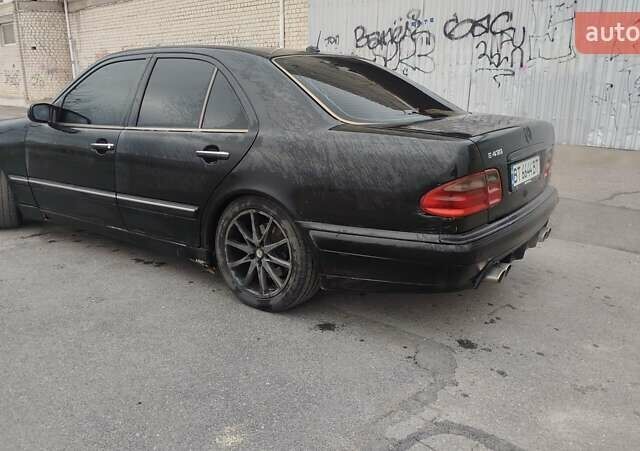 Чорний Мерседес Е-Клас, об'ємом двигуна 4.3 л та пробігом 516 тис. км за 3800 $, фото 1 на Automoto.ua