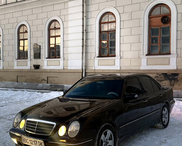 Черный Мерседес Е-Класс, объемом двигателя 3.22 л и пробегом 500 тыс. км за 4200 $, фото 1 на Automoto.ua