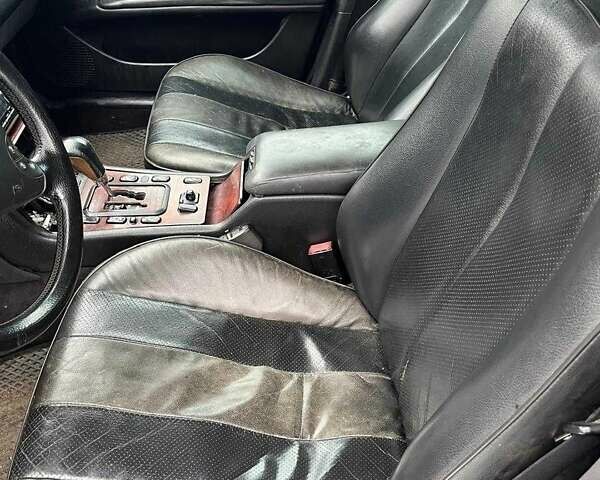 Чорний Мерседес Е-Клас, об'ємом двигуна 2.2 л та пробігом 500 тис. км за 4000 $, фото 1 на Automoto.ua