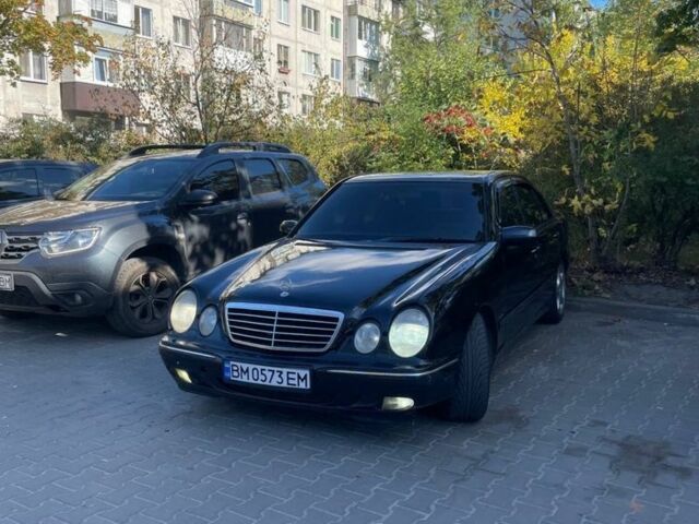 Черный Мерседес Е-Класс, объемом двигателя 3.2 л и пробегом 350 тыс. км за 3500 $, фото 1 на Automoto.ua