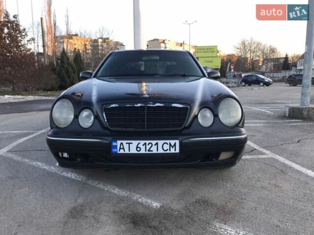 Чорний Мерседес Е-Клас, об'ємом двигуна 2 л та пробігом 430 тис. км за 2999 $, фото 1 на Automoto.ua