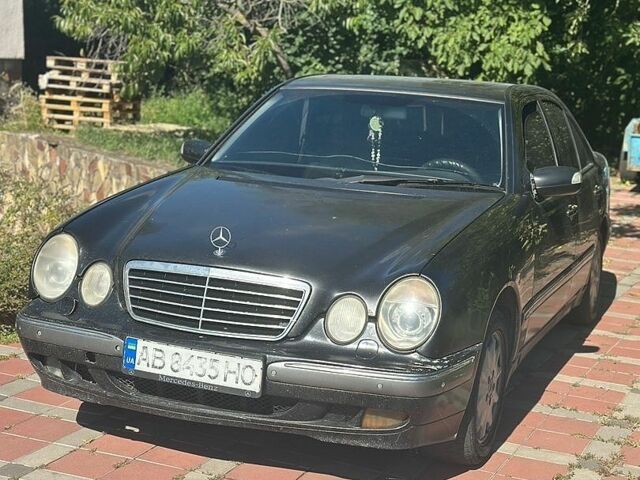 Чорний Мерседес Е-Клас, об'ємом двигуна 2.8 л та пробігом 460 тис. км за 2850 $, фото 1 на Automoto.ua