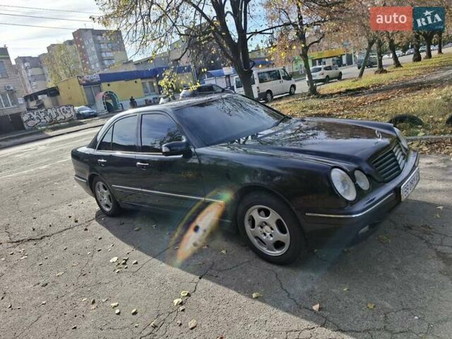 Мерседес Е-Класс 2001 в Киеве на Automoto.ua Черный Мерседес Е-Класс, объемом двигателя 2.8 л и пробегом 460 тыс. км за 5000 $, фото 1 на Automoto.ua