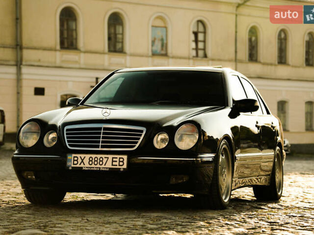 Черный Мерседес Е-Класс, объемом двигателя 3.2 л и пробегом 380 тыс. км за 7000 $, фото 1 на Automoto.ua