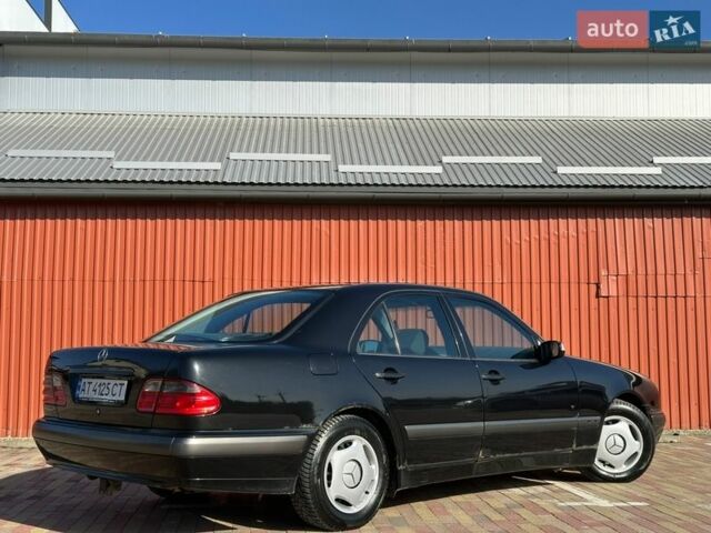 Чорний Мерседес Е-Клас, об'ємом двигуна 2.2 л та пробігом 284 тис. км за 4750 $, фото 1 на Automoto.ua
