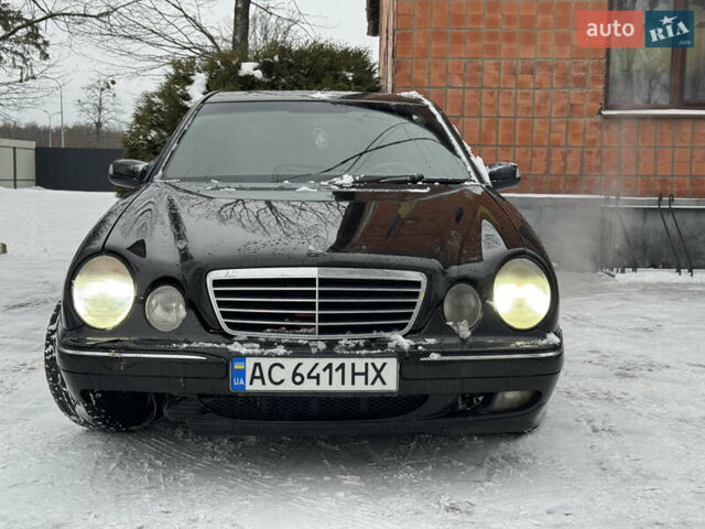 Черный Мерседес Е-Класс, объемом двигателя 3.22 л и пробегом 300 тыс. км за 2600 $, фото 1 на Automoto.ua