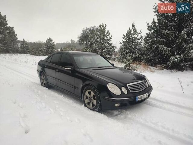 Черный Мерседес Е-Класс, объемом двигателя 3.2 л и пробегом 222 тыс. км за 5800 $, фото 1 на Automoto.ua