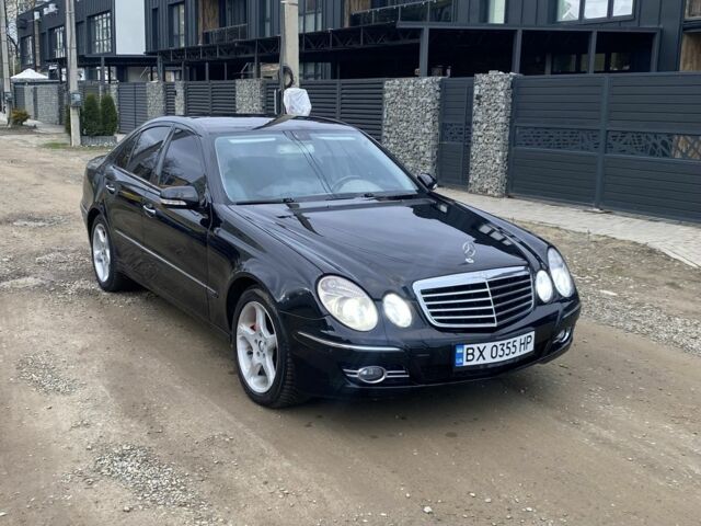 Черный Мерседес Е-Класс, объемом двигателя 2.7 л и пробегом 320 тыс. км за 6199 $, фото 1 на Automoto.ua