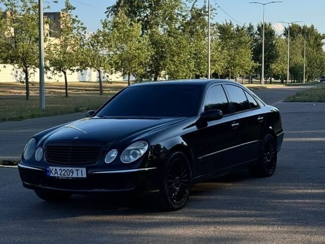 Чорний Мерседес Е-Клас, об'ємом двигуна 2.6 л та пробігом 339 тис. км за 4700 $, фото 1 на Automoto.ua