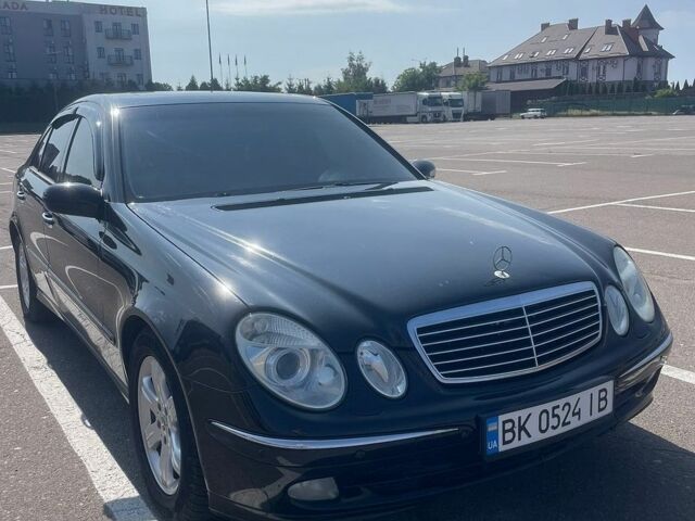 Чорний Мерседес Е-Клас, об'ємом двигуна 2.69 л та пробігом 340 тис. км за 5800 $, фото 1 на Automoto.ua