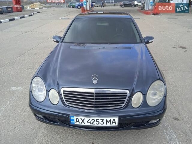Чорний Мерседес Е-Клас, об'ємом двигуна 2.1 л та пробігом 304 тис. км за 5800 $, фото 1 на Automoto.ua