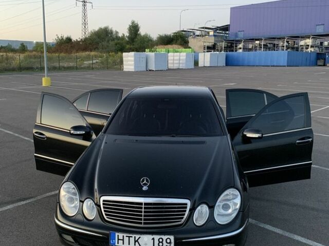 Черный Мерседес Е-Класс, объемом двигателя 2.7 л и пробегом 420 тыс. км за 3400 $, фото 1 на Automoto.ua