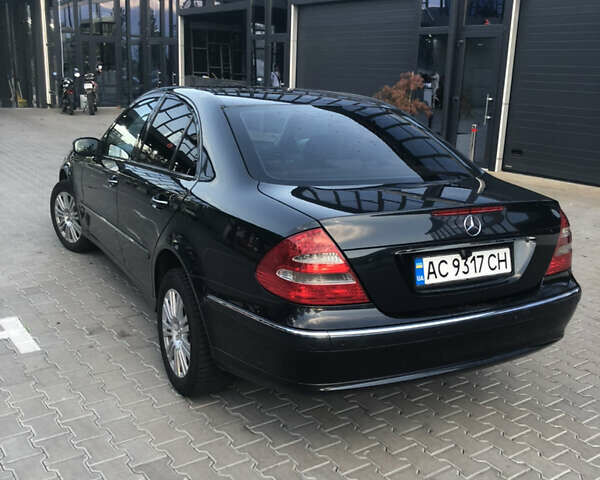 Черный Мерседес Е-Класс, объемом двигателя 2.69 л и пробегом 360 тыс. км за 7500 $, фото 1 на Automoto.ua