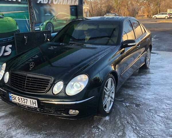 Чорний Мерседес Е-Клас, об'ємом двигуна 2.7 л та пробігом 400 тис. км за 7000 $, фото 1 на Automoto.ua