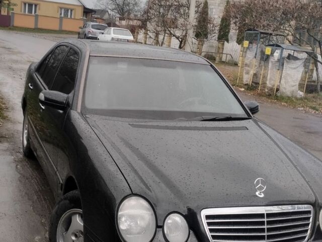 Чорний Мерседес Е-Клас, об'ємом двигуна 0 л та пробігом 380 тис. км за 3900 $, фото 1 на Automoto.ua