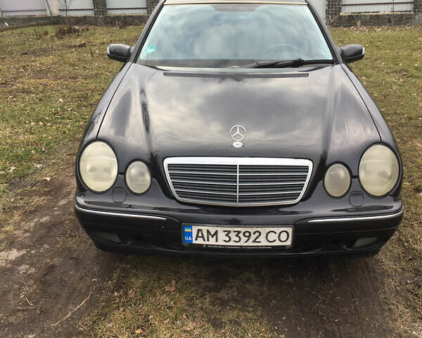 Чорний Мерседес Е-Клас, об'ємом двигуна 2 л та пробігом 370 тис. км за 6000 $, фото 1 на Automoto.ua