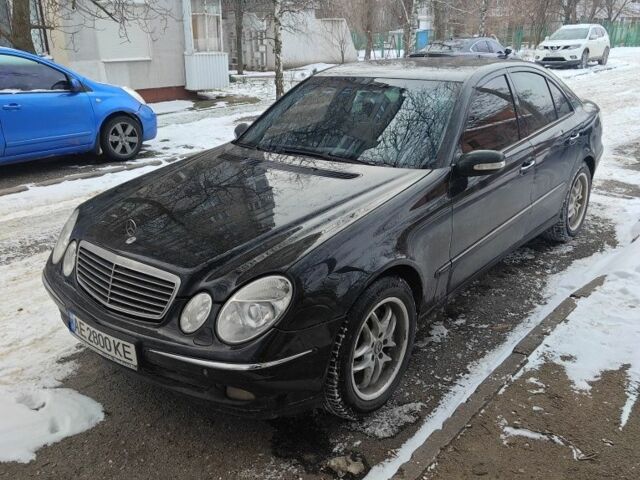 Черный Мерседес Е-Класс, объемом двигателя 0 л и пробегом 257 тыс. км за 6600 $, фото 1 на Automoto.ua