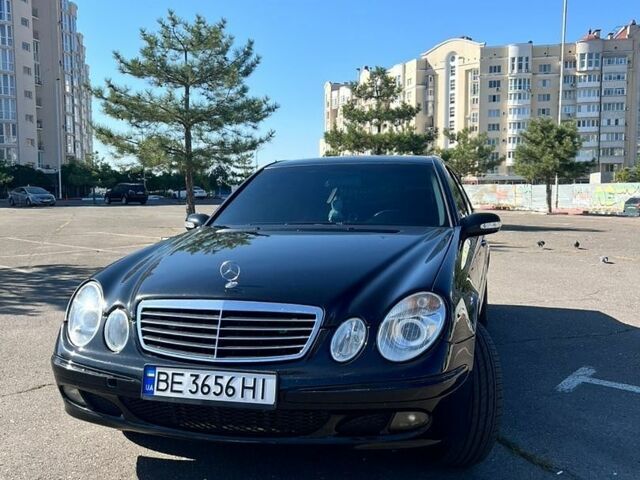 Чорний Мерседес Е-Клас, об'ємом двигуна 2.2 л та пробігом 455 тис. км за 6000 $, фото 1 на Automoto.ua