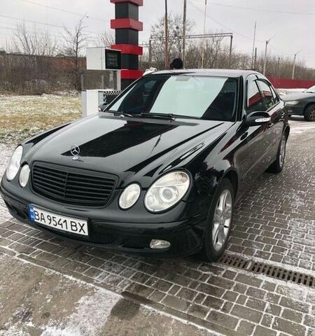 Черный Мерседес Е-Класс, объемом двигателя 1.8 л и пробегом 244 тыс. км за 4900 $, фото 1 на Automoto.ua