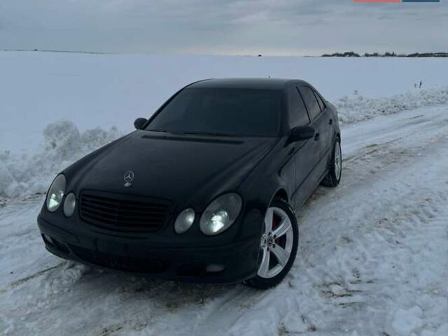 Черный Мерседес Е-Класс, объемом двигателя 3.22 л и пробегом 378 тыс. км за 7600 $, фото 1 на Automoto.ua