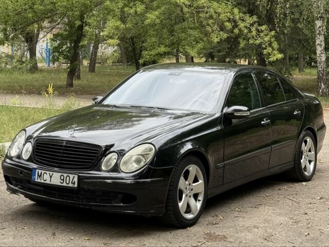 Черный Мерседес Е-Класс, объемом двигателя 2.7 л и пробегом 390 тыс. км за 5100 $, фото 1 на Automoto.ua