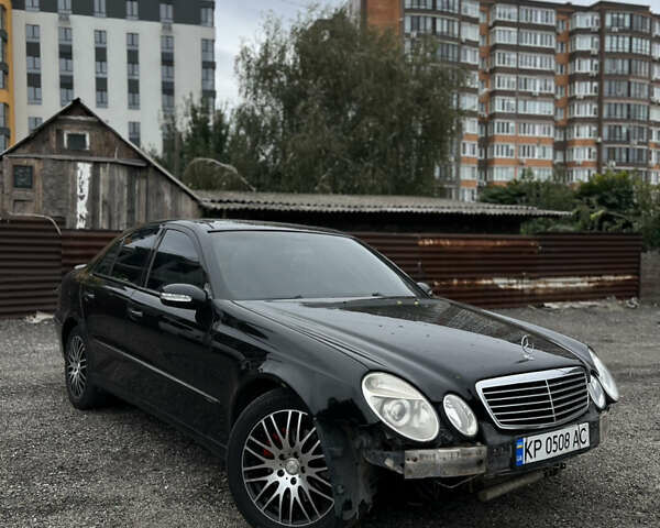 Чорний Мерседес Е-Клас, об'ємом двигуна 2.6 л та пробігом 262 тис. км за 4950 $, фото 1 на Automoto.ua