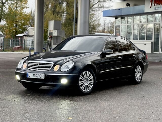 Мерседес Е-Класс 2003 в Кременчуге на Automoto.ua Черный Мерседес Е-Класс, объемом двигателя 2.6 л и пробегом 250 тыс. км за 5500 $, фото 1 на Automoto.ua