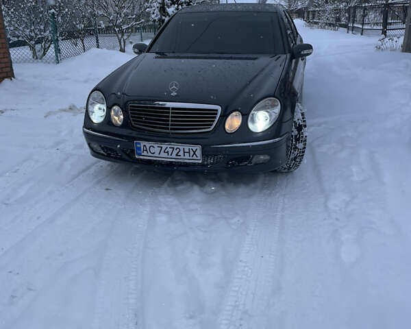 Черный Мерседес Е-Класс, объемом двигателя 2.15 л и пробегом 396 тыс. км за 6800 $, фото 1 на Automoto.ua