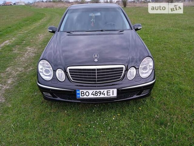 Чорний Мерседес Е-Клас, об'ємом двигуна 3.2 л та пробігом 360 тис. км за 6000 $, фото 1 на Automoto.ua