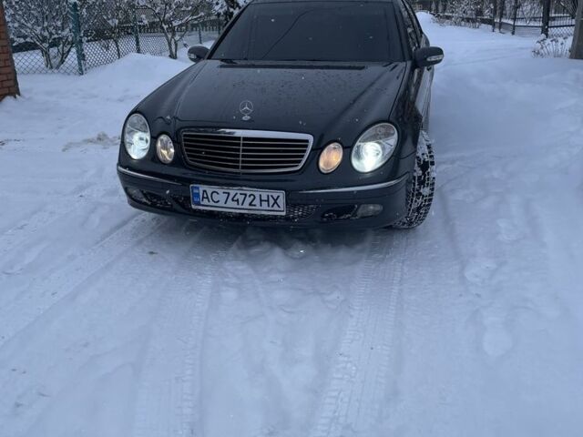 Чорний Мерседес Е-Клас, об'ємом двигуна 2.2 л та пробігом 396 тис. км за 6950 $, фото 1 на Automoto.ua