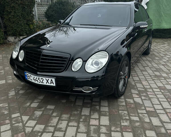 Черный Мерседес Е-Класс, объемом двигателя 2.15 л и пробегом 450 тыс. км за 7800 $, фото 1 на Automoto.ua