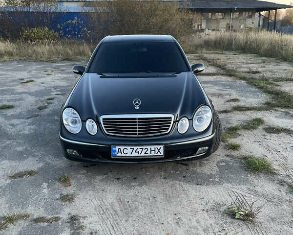 Чорний Мерседес Е-Клас, об'ємом двигуна 2.15 л та пробігом 400 тис. км за 7600 $, фото 1 на Automoto.ua