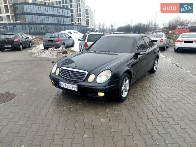 Черный Мерседес Е-Класс, объемом двигателя 2.1 л и пробегом 427 тыс. км за 4899 $, фото 1 на Automoto.ua