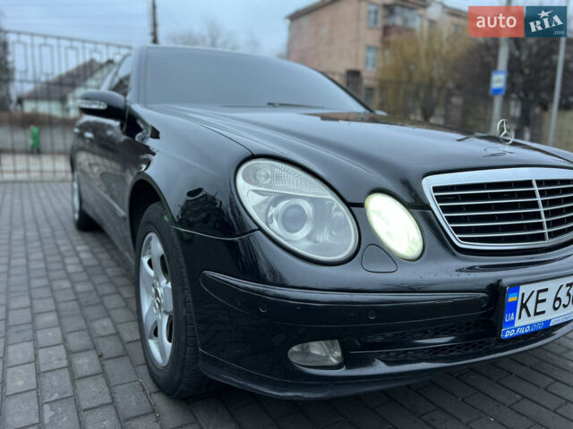 Черный Мерседес Е-Класс, объемом двигателя 2.2 л и пробегом 350 тыс. км за 7200 $, фото 1 на Automoto.ua