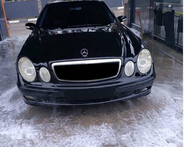 Чорний Мерседес Е-Клас, об'ємом двигуна 3.2 л та пробігом 270 тис. км за 4950 $, фото 1 на Automoto.ua