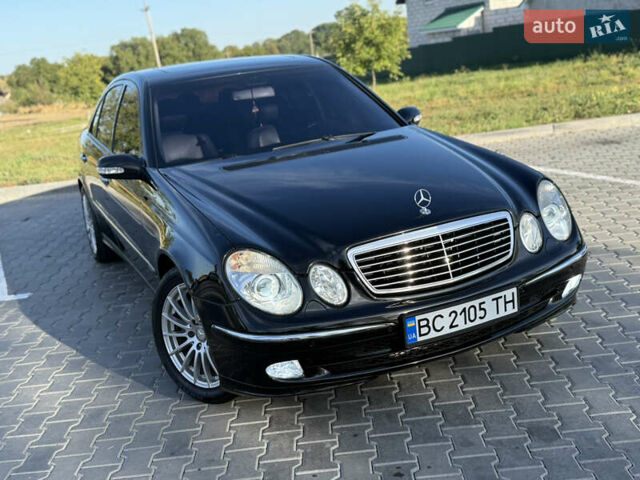 Чорний Мерседес Е-Клас, об'ємом двигуна 4.97 л та пробігом 356 тис. км за 7300 $, фото 1 на Automoto.ua