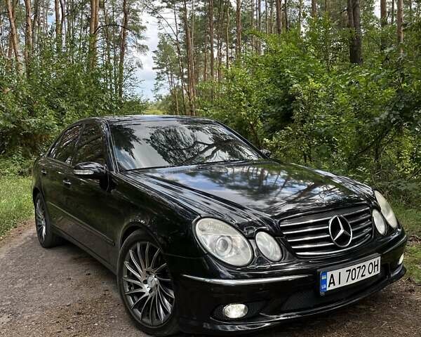 Черный Мерседес Е-Класс, объемом двигателя 3.2 л и пробегом 390 тыс. км за 7500 $, фото 1 на Automoto.ua
