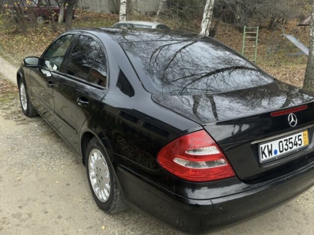 Черный Мерседес Е-Класс, объемом двигателя 1.8 л и пробегом 268 тыс. км за 7700 $, фото 1 на Automoto.ua