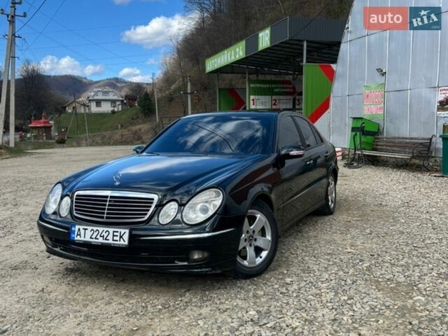 Чорний Мерседес Е-Клас, об'ємом двигуна 2.2 л та пробігом 305 тис. км за 6500 $, фото 1 на Automoto.ua