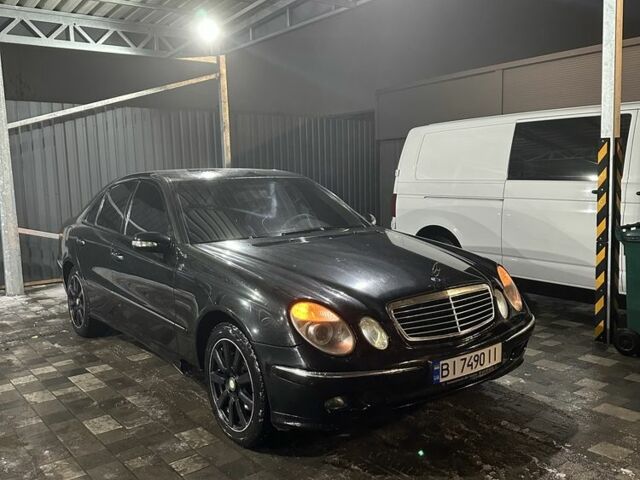 Чорний Мерседес Е-Клас, об'ємом двигуна 3.5 л та пробігом 300 тис. км за 4999 $, фото 1 на Automoto.ua