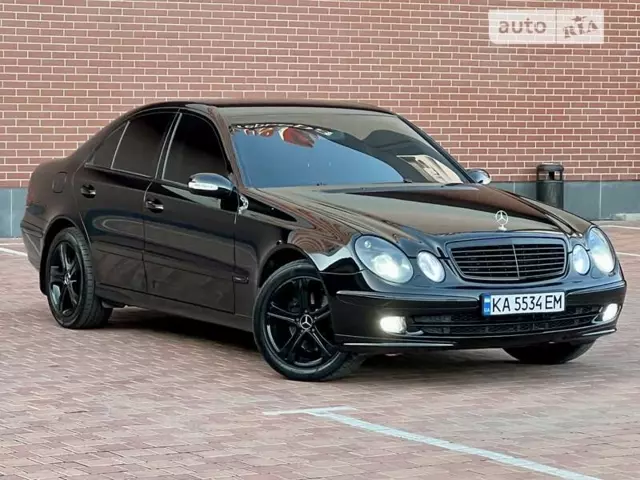  Mercedes-Benz E-Class 2005   9800   -   Automotoua 06885501xx