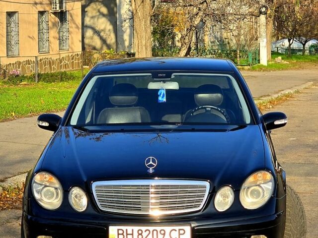 Черный Мерседес Е-Класс, объемом двигателя 1.8 л и пробегом 267 тыс. км за 6400 $, фото 1 на Automoto.ua