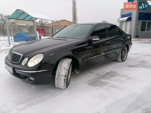 Чорний Мерседес Е-Клас, об'ємом двигуна 3.2 л та пробігом 356 тис. км за 8000 $, фото 1 на Automoto.ua