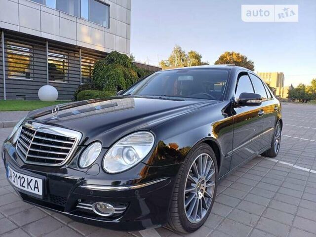 Чорний Мерседес Е-Клас, об'ємом двигуна 3 л та пробігом 330 тис. км за 11200 $, фото 1 на Automoto.ua